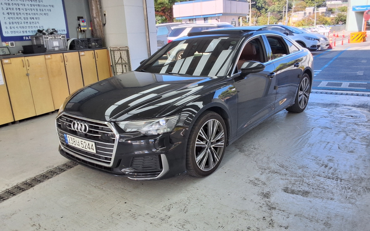 Audi A6 (5th generation) 45 TFSI quattro premium