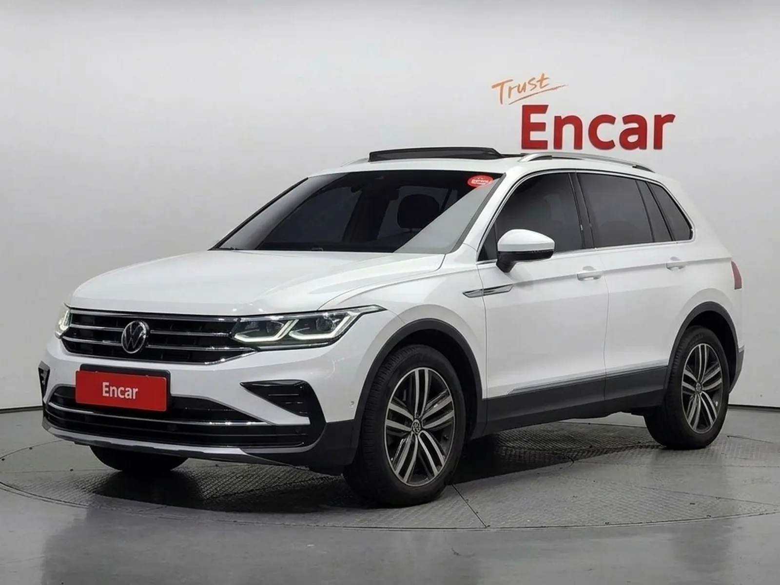Volkswagen Tiguan 2.0 TDI Prestige, снимка 1 от 20