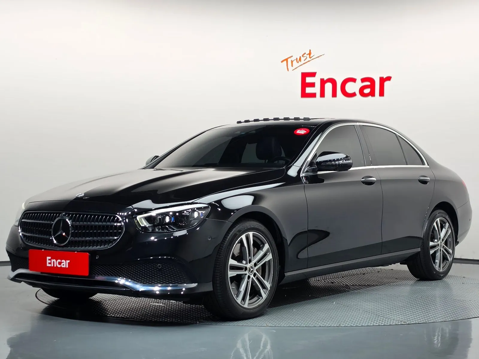 Mercedes-Benz E-Class E350 4MATIC Avantgarde, снимка 1 от 20