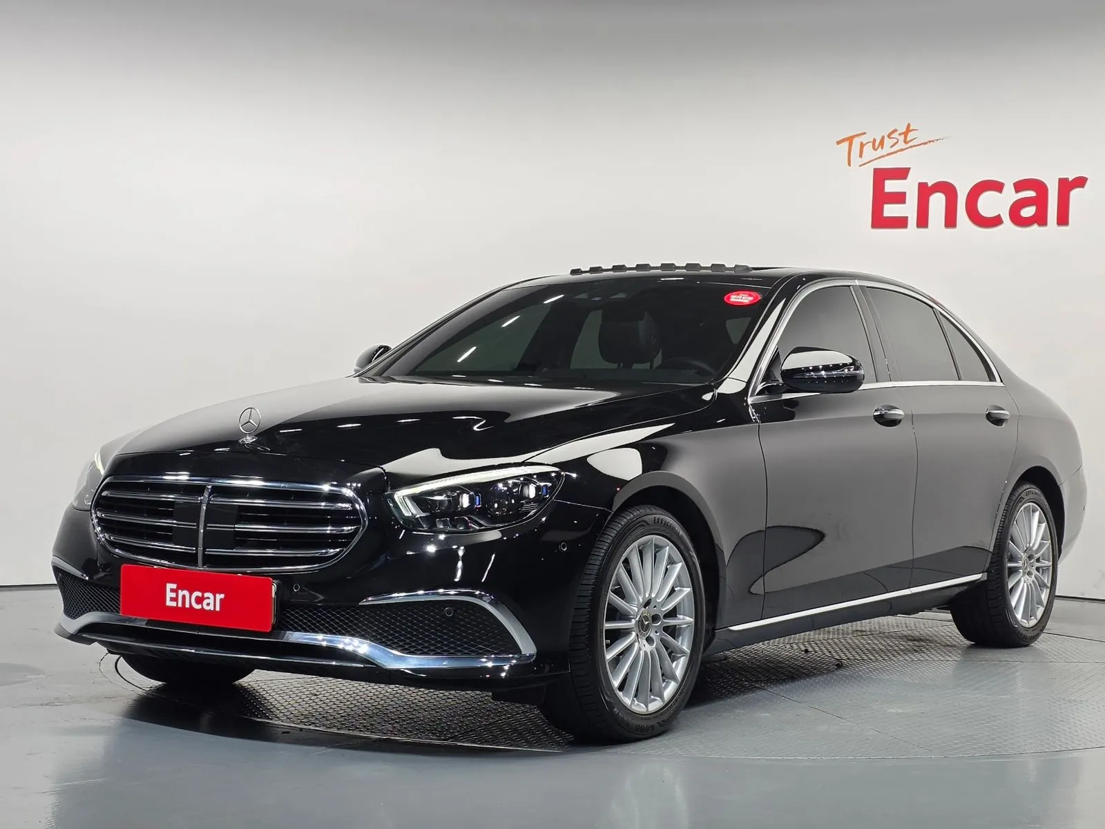 Mercedes-Benz E-Class E250 Exclusive, снимка 1 от 20