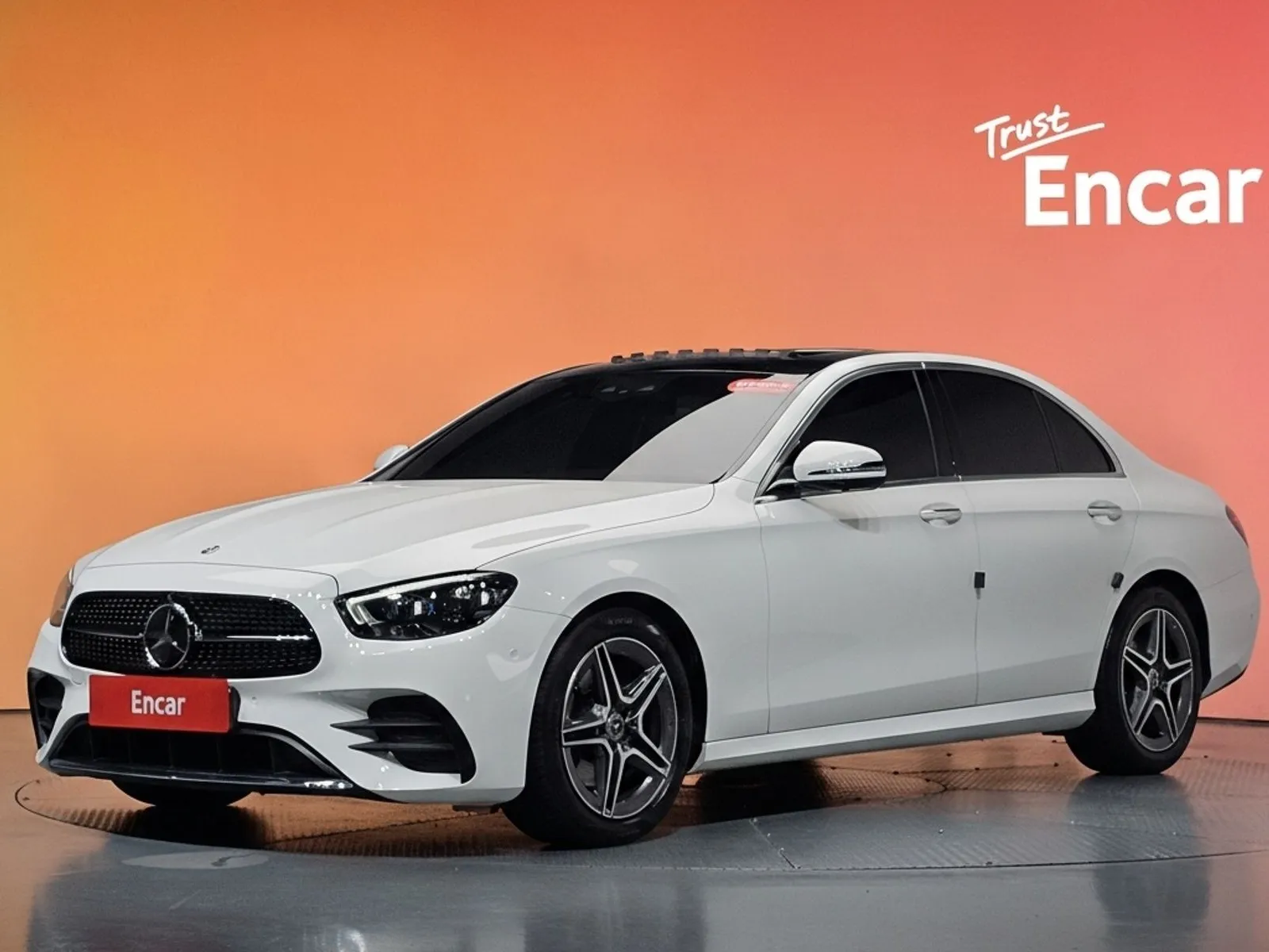 Mercedes-Benz E-Class E250 AMG Line, снимка 1 от 20