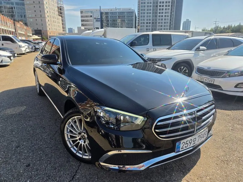 Mercedes-Benz E-Class E220d 4MATIC Exclusive