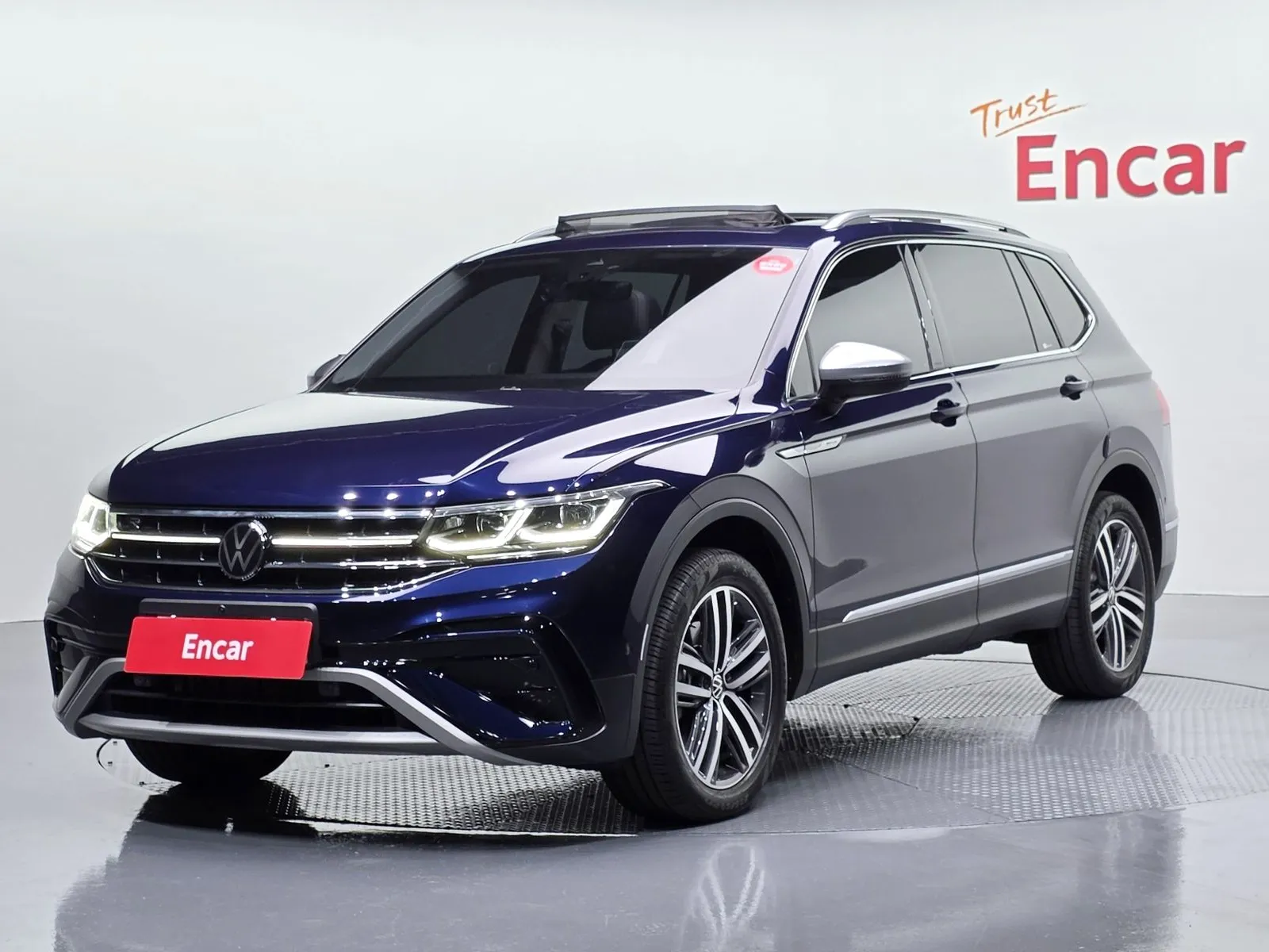 Volkswagen Tiguan 2.0 TSI Prestige, снимка 1 от 20