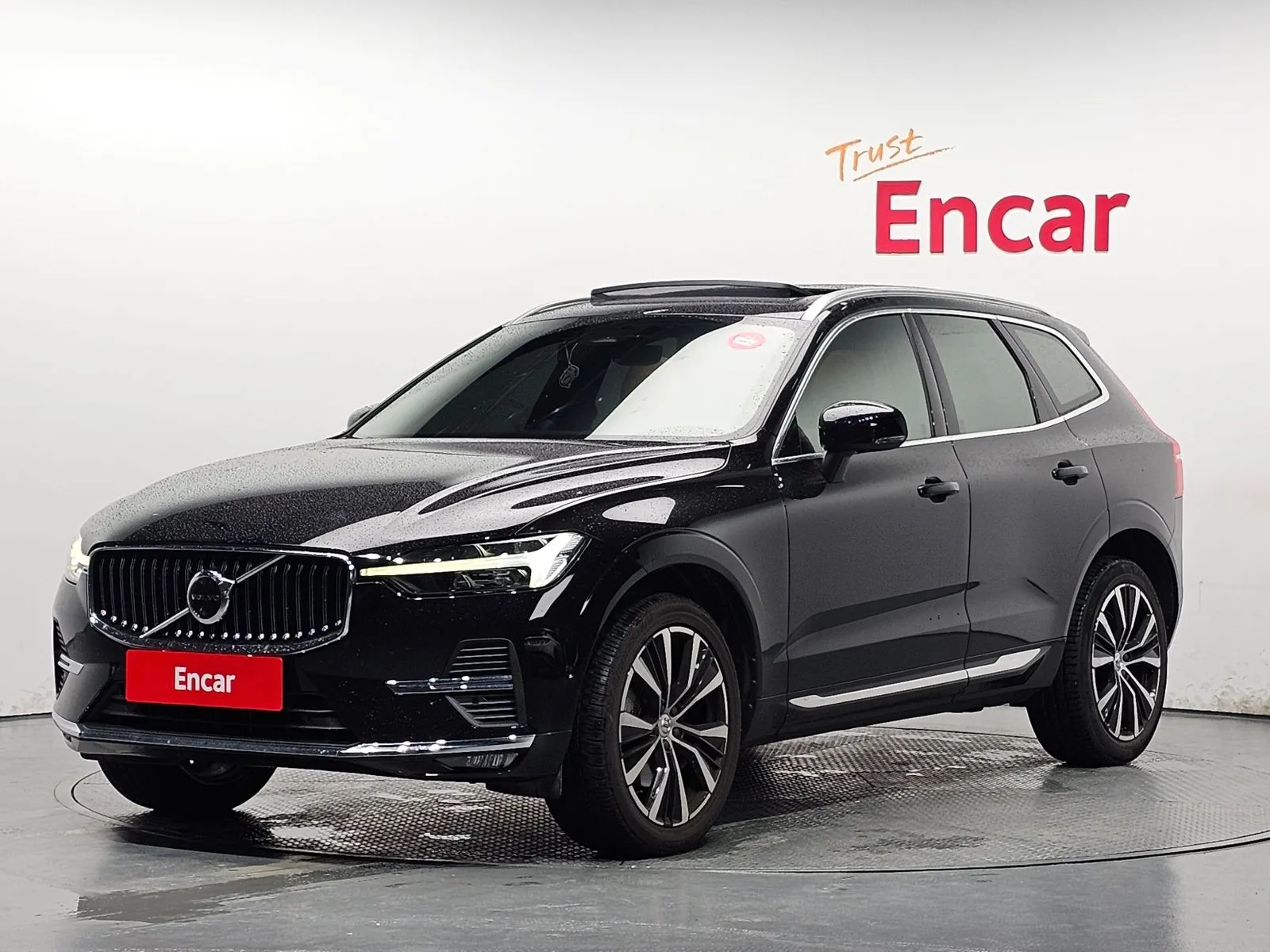 Volvo XC60 B6 Ultimate Bright, снимка 1 от 20