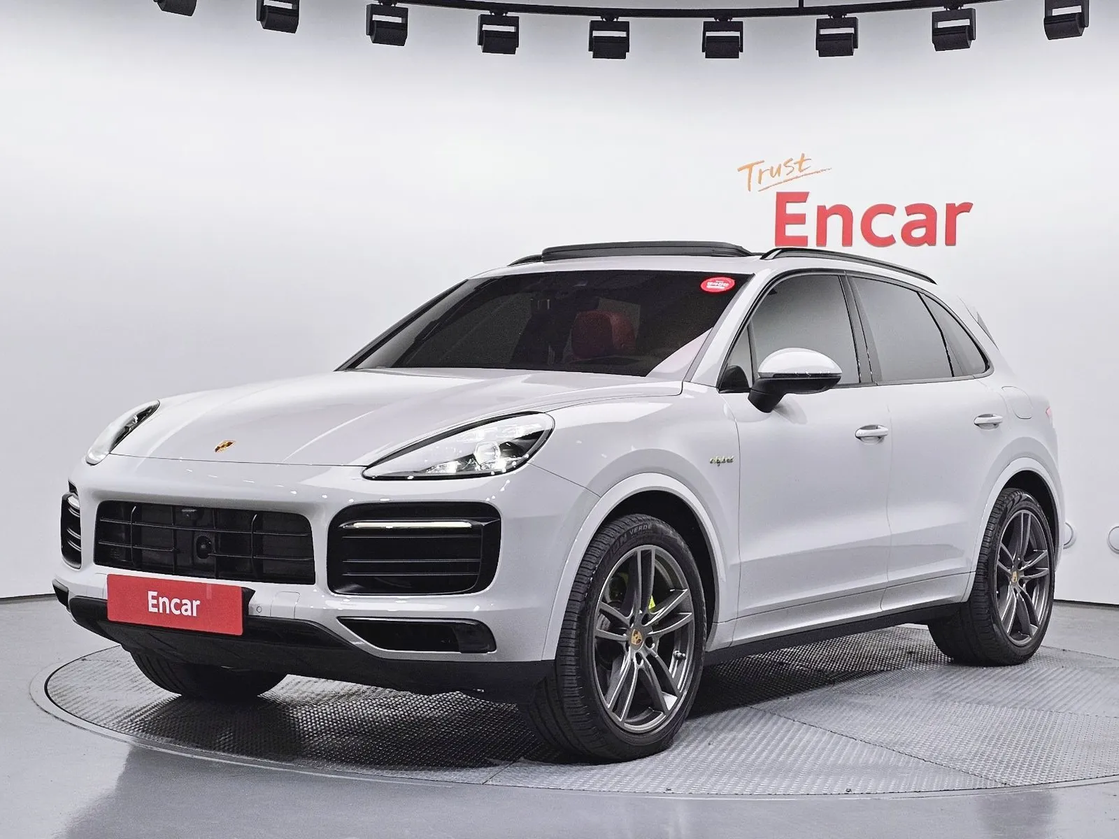 Porsche Cayenne 3.0 E-HYBRID PLATINUM EDITION, снимка 1 от 20