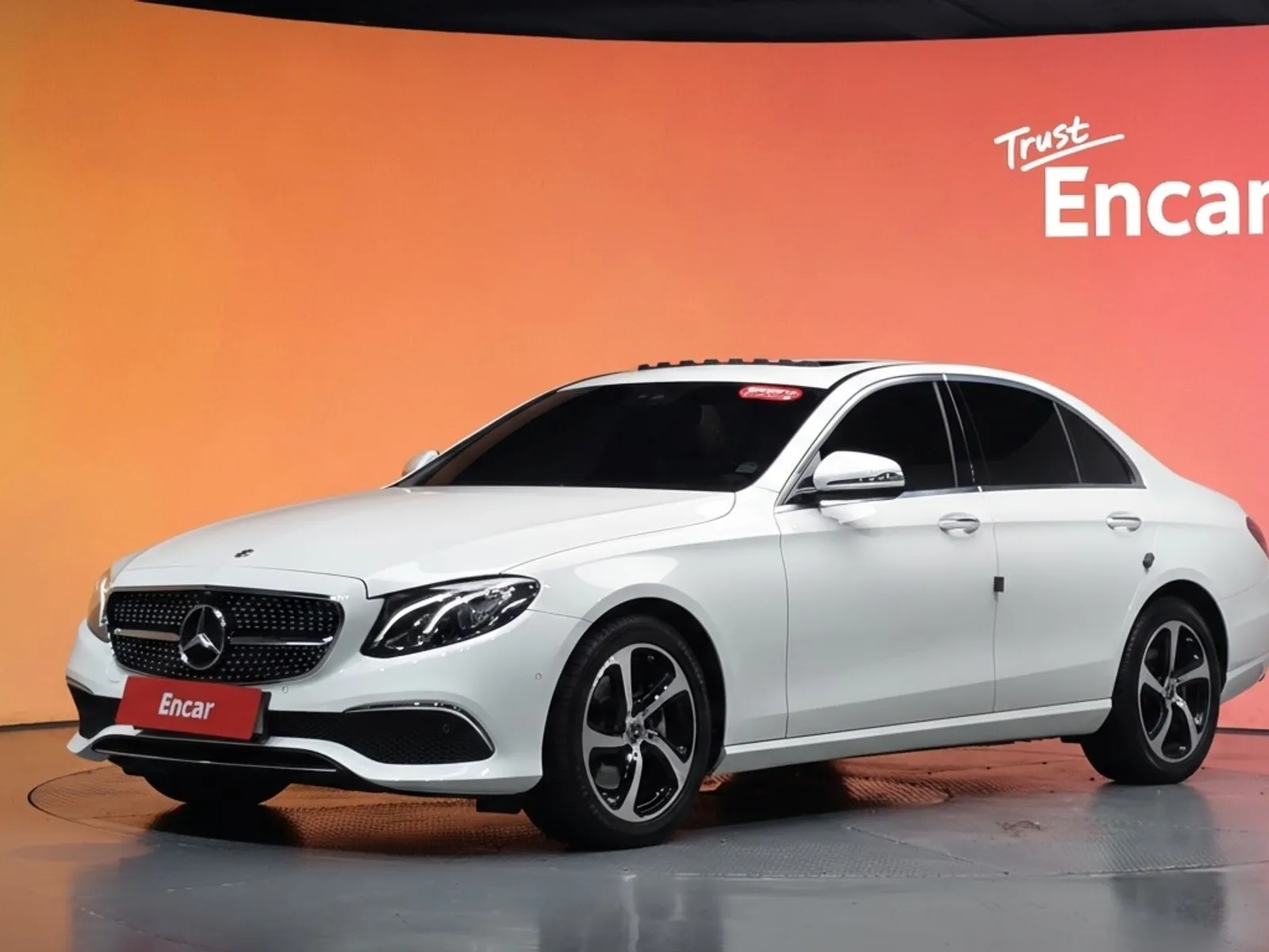 Mercedes-Benz E-Class E250 Avantgarde, снимка 1 от 20