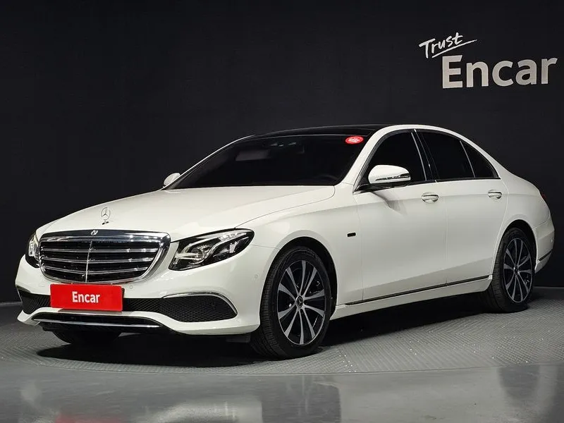Mercedes-Benz E-Class E300e Exclusive