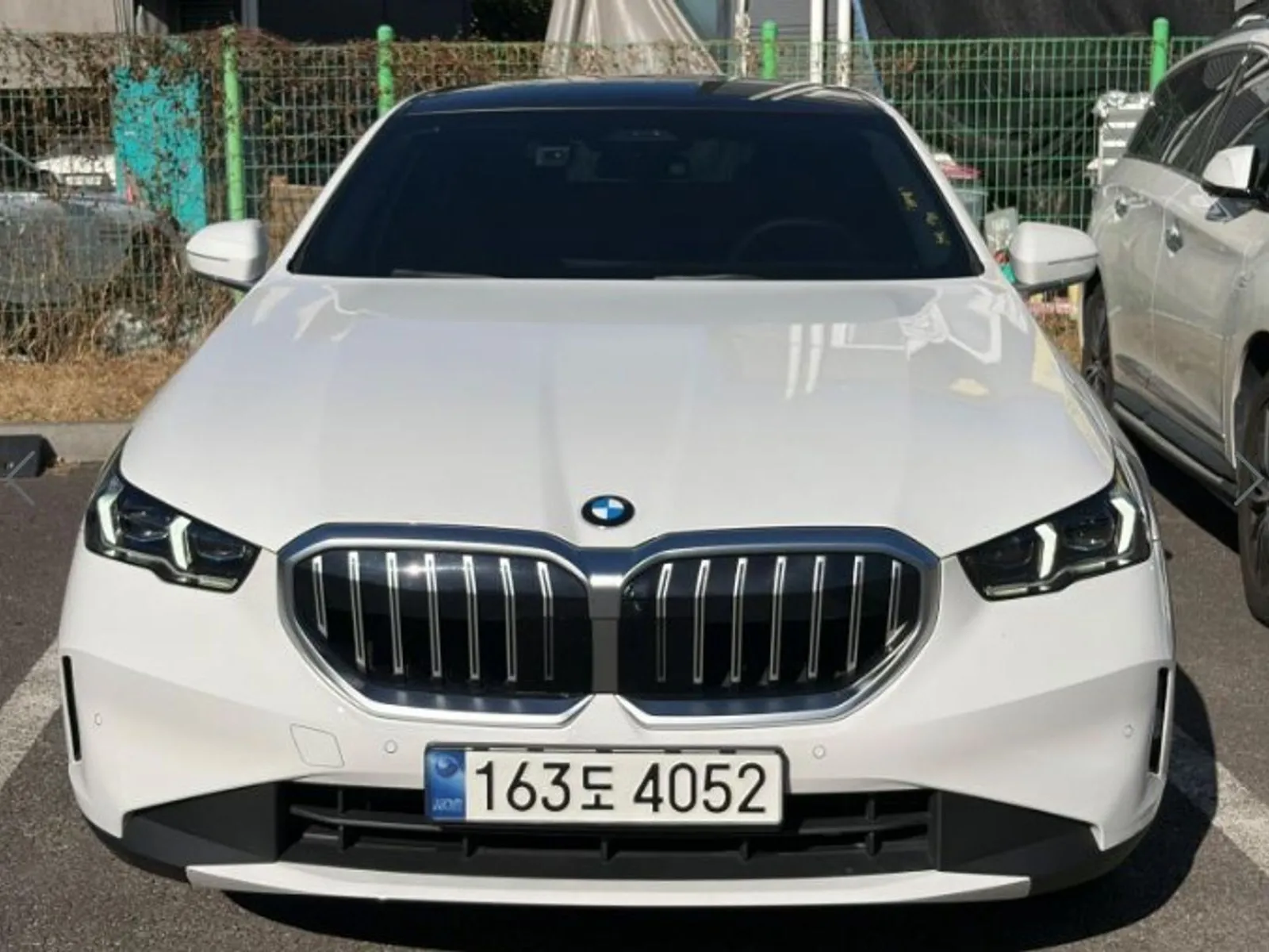 BMW 5 Series 520i, снимка 1 от 15