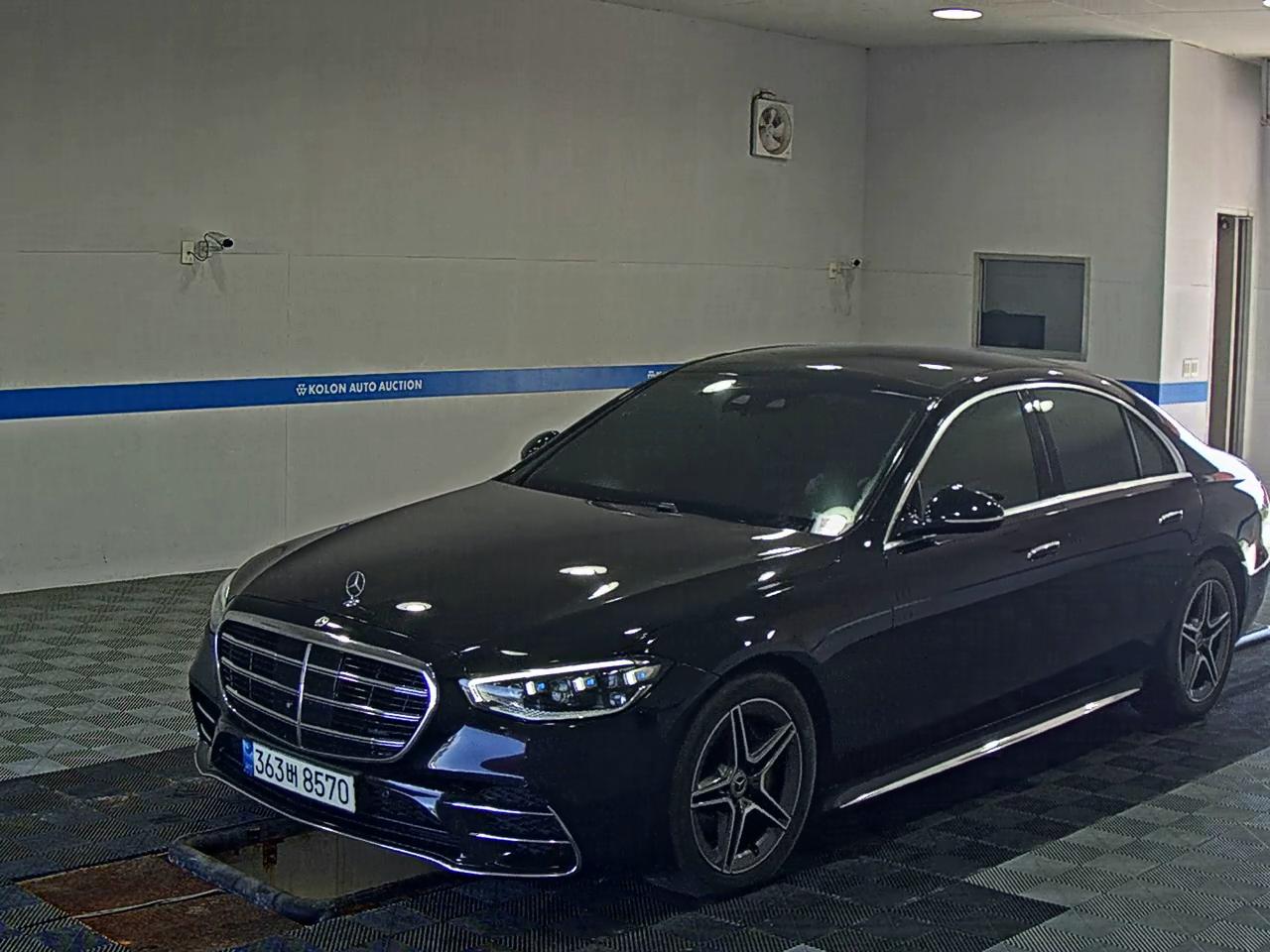 Mercedes-Benz S-Class 4MATIC