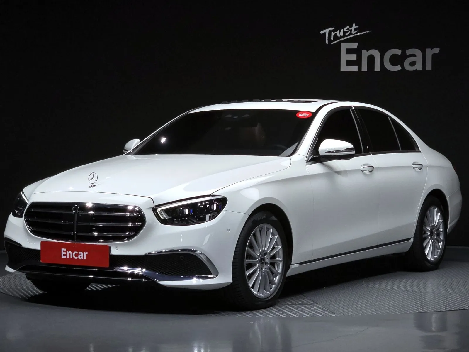 Mercedes-Benz E-Class E250 Exclusive, снимка 1 от 20