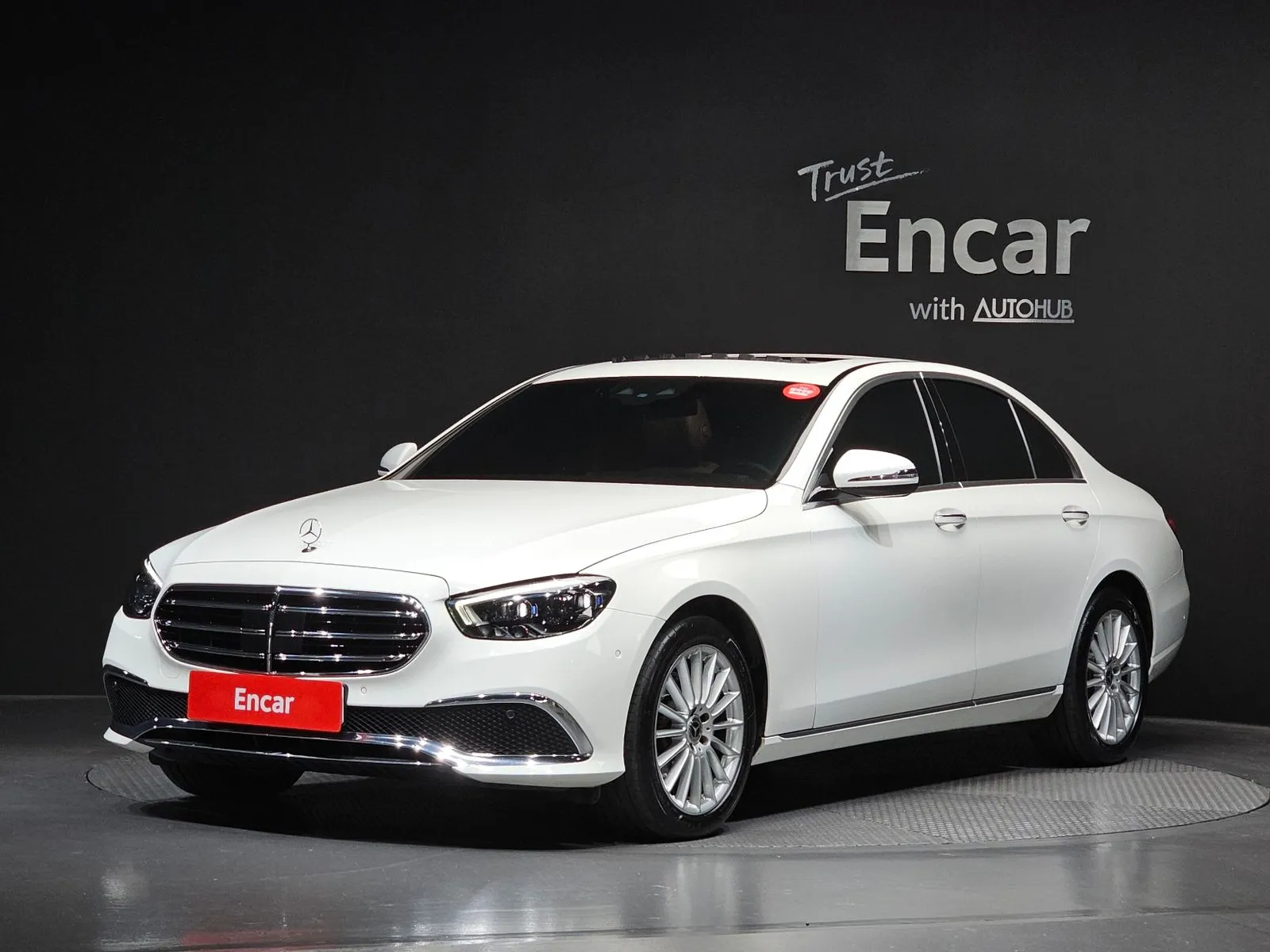 Mercedes-Benz E-Class E250 Exclusive, снимка 1 от 20