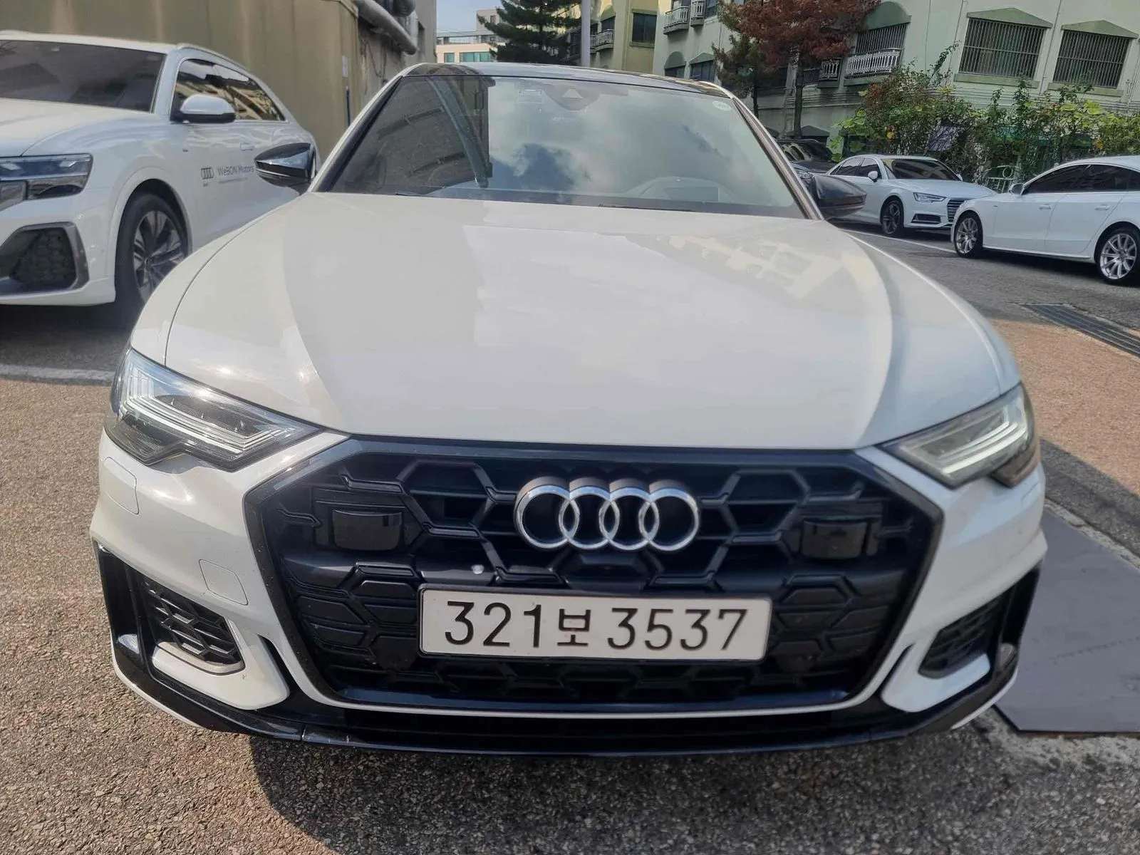 Audi A6 45 TFSI Premium, снимка 1 от 3