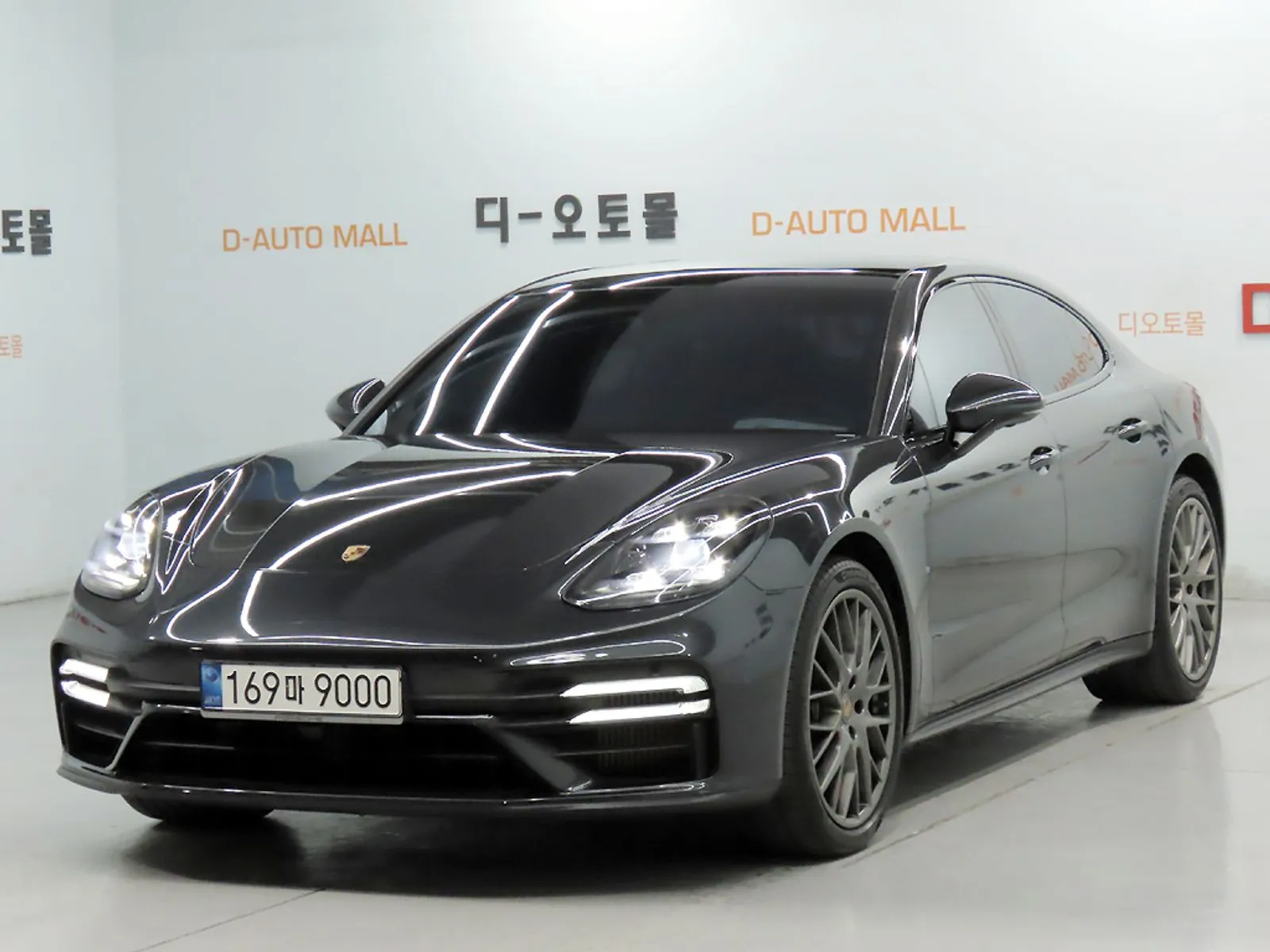 Porsche Panamera 2.9 AWD, снимка 1 от 20
