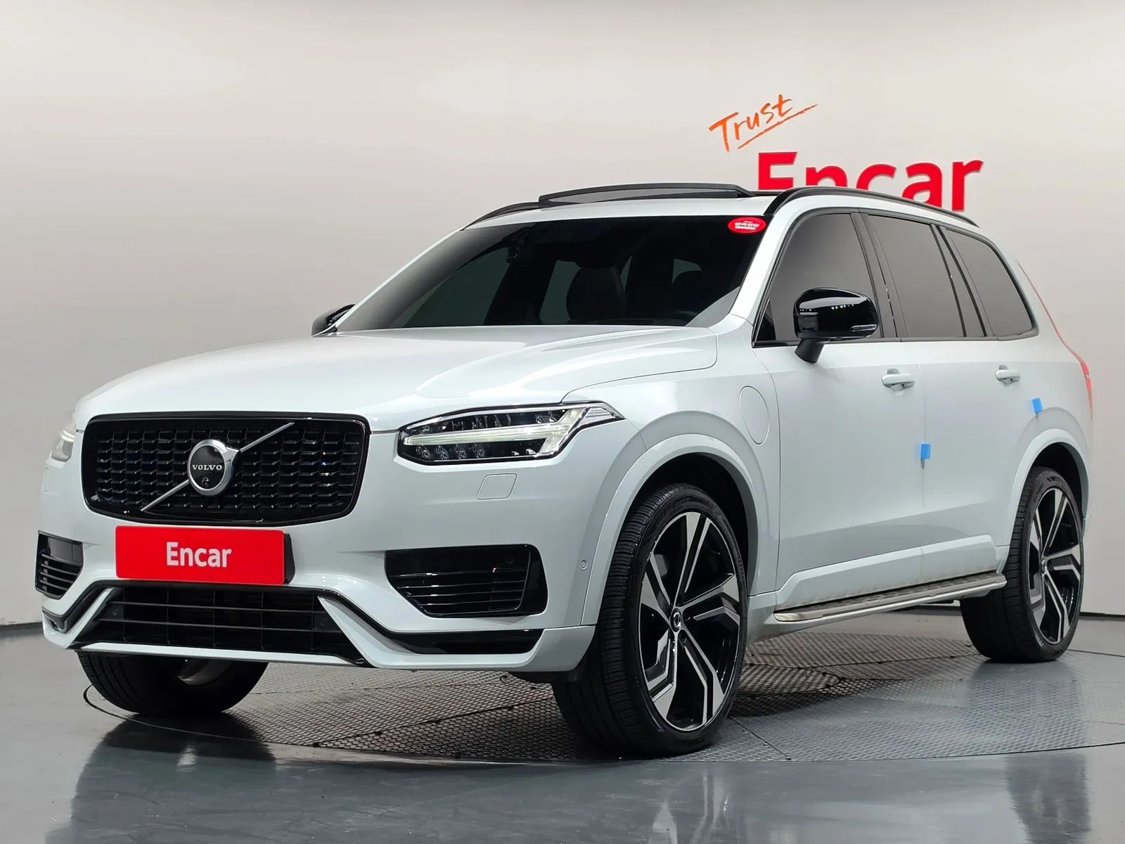 Volvo XC90 T8 R-Design Hybrid, снимка 1 от 20