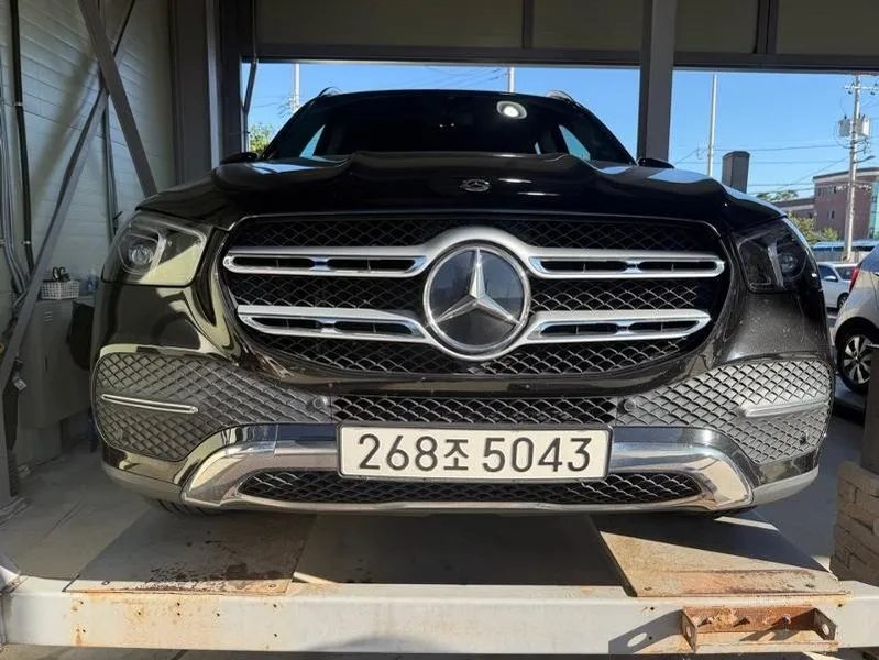 Mercedes-Benz GLE-Class GLE300d 4MATIC