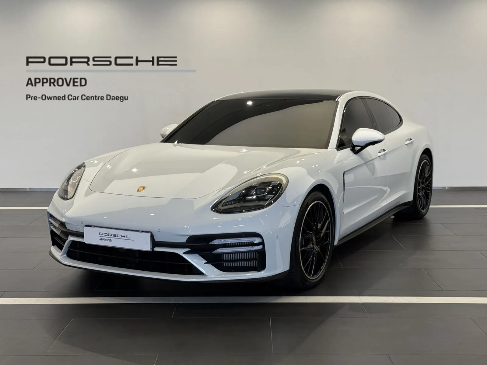 Porsche Panamera 2.9 AWD Platinum Edition, снимка 1 от 20