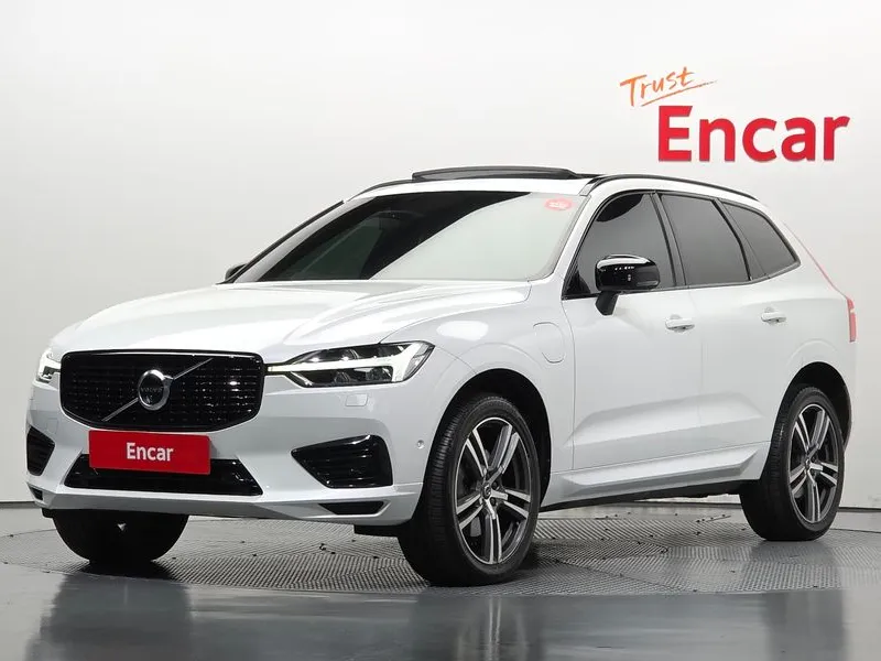 Volvo XC60 T8 R-Design