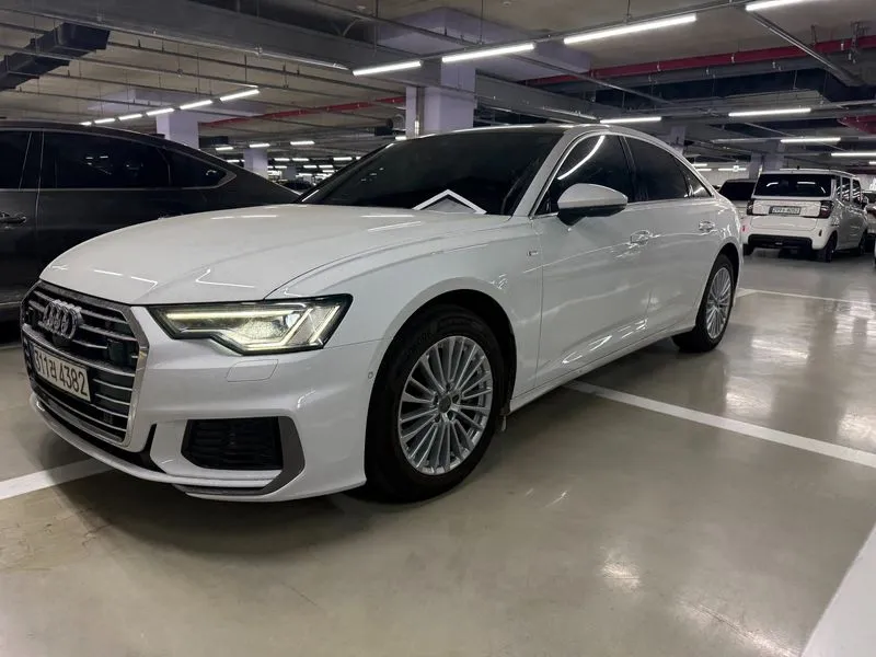 Audi A6 45 TFSI Premium