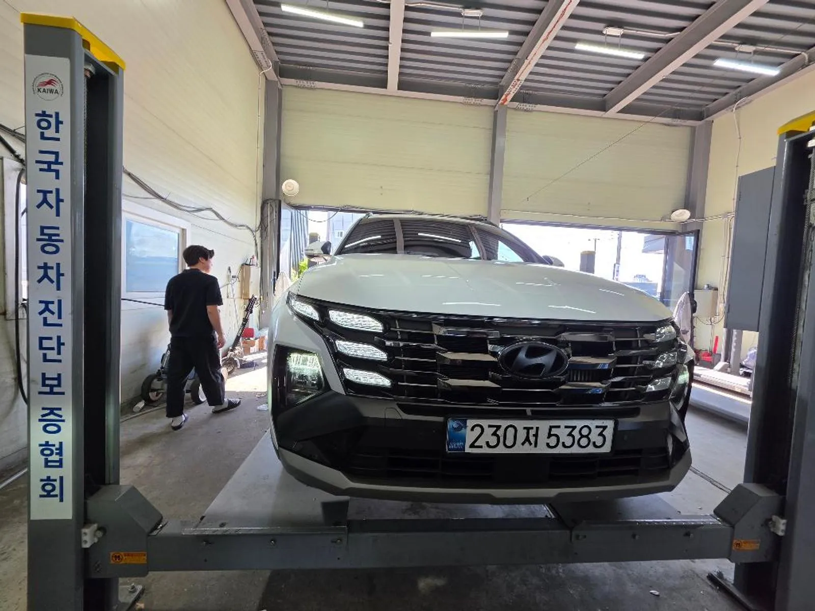 Hyundai Tucson Gasoline 1.6 Turbo 2WD, снимка 1 от 7