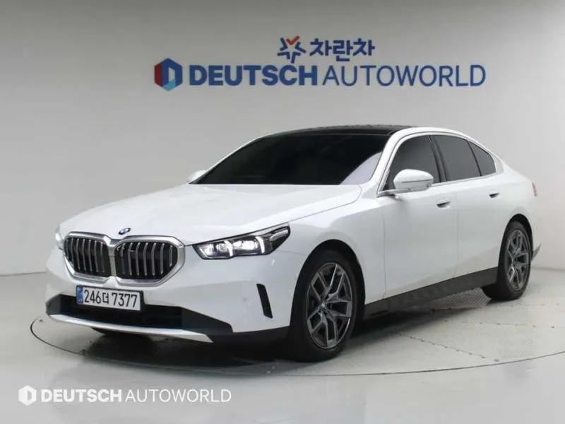 BMW 5 Series 520i